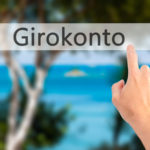 Girokonto Feld wird angetippt